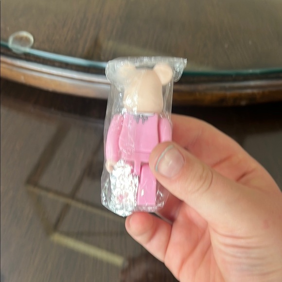 Pink Bearbrick Figure - Picture 2 of 8